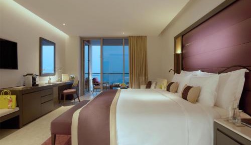 Deluxe Sea View King