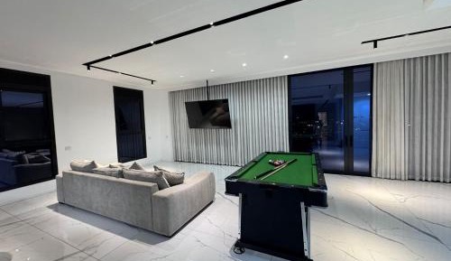 Penthouse Apartment