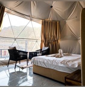Superior King Room