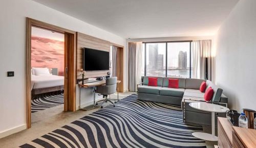 Executive Suite with Lagoon View