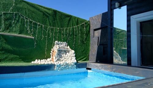 Suite with Private Pool
