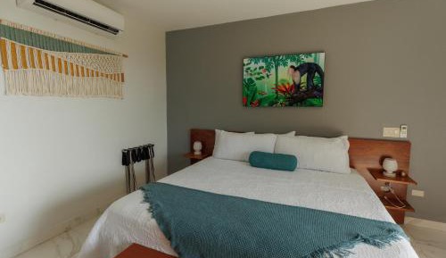 Deluxe Double Room with Bath