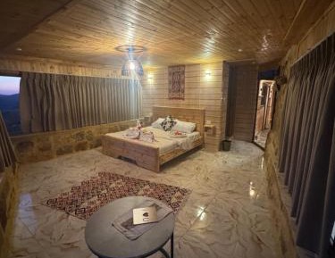 King Room with Mountain View