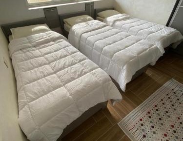 Economy Triple Room