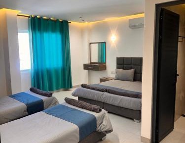 Economy Triple Room