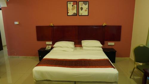 Large Double Room