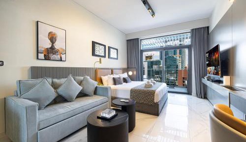 Studio Apartment with Balcony