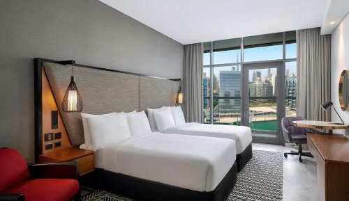 Superior Twin Room with Balcony and Waterfront View