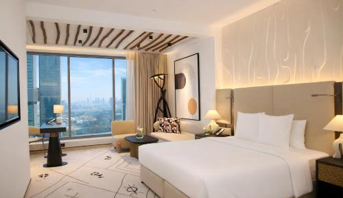 Grand Premium Skyline King Room