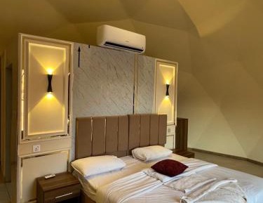 Superior Double or Twin Room with Mountain View