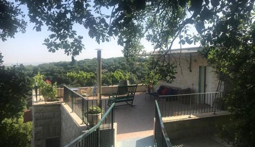 Two-Bedroom Apartment with Balcony and Sea View