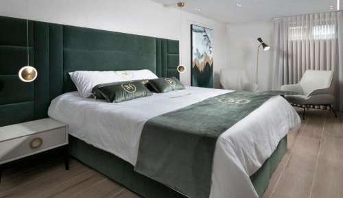 Two-Bedroom Suite