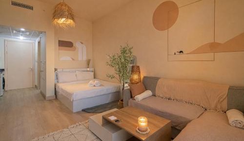 Studio Apartment with Sea View