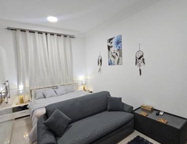 Studio Apartment with King Bed