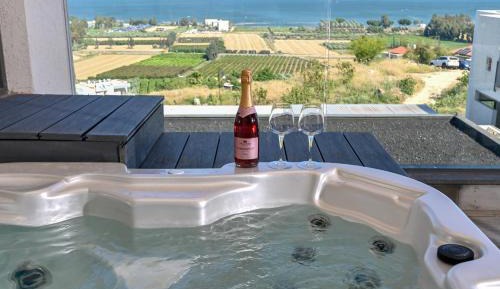King Suite with Spa Bath
