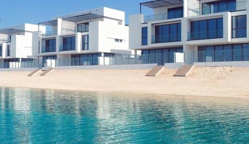 Villa - Beach Front
