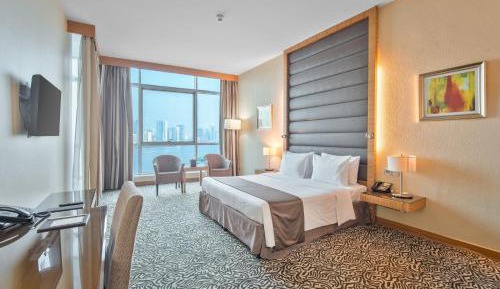Premium Room Lagoon View - 20% off Food & Beverages, Late Check-out until 4pm + Early Check-in from 8am , 50% Off on Spa Services, 50% Off Laundry Services
