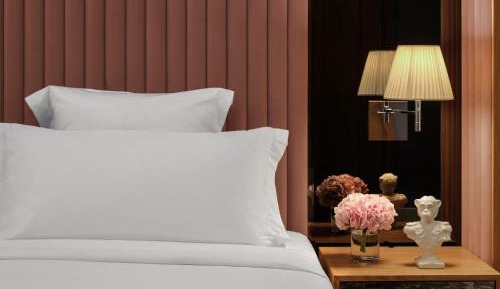 Sky Premium King with Balcony