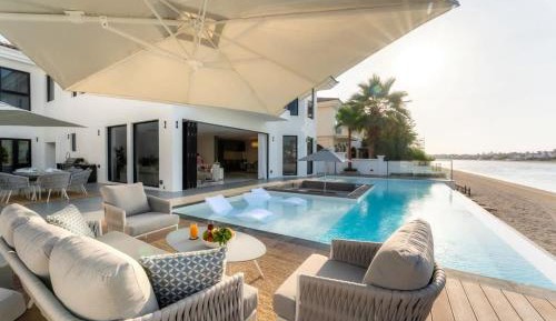 Villa - Beach Front