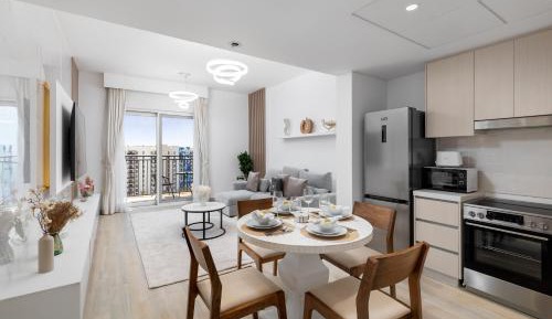 One-Bedroom Apartment with Balcony