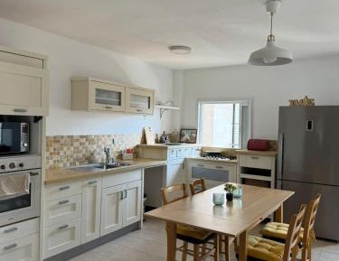 Three-Bedroom Deluxe Apartment