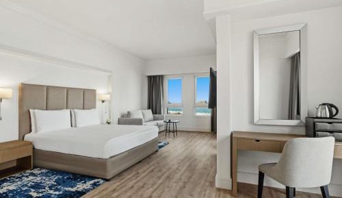 Premium Room with Pool or Sea View