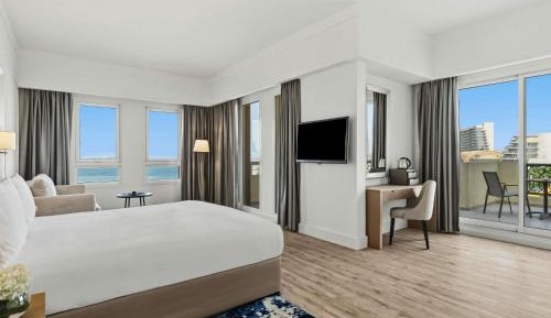 Deluxe Room with Garden View