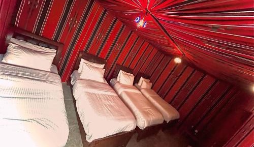 Deluxe Family Tent