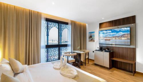 Deluxe Family Suite