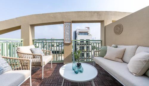 Two-Bedroom Apartment with Balcony and Terrace