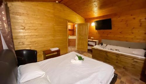 One-Bedroom Chalet