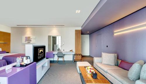 Superior Twin Room with City View
