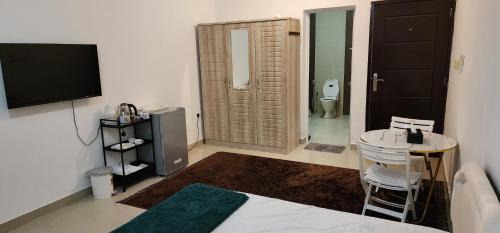 Triple Room with Private Bathroom