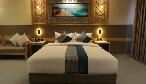 Junior Suite with Balcony