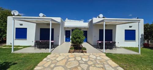 Family Suite with Garden
