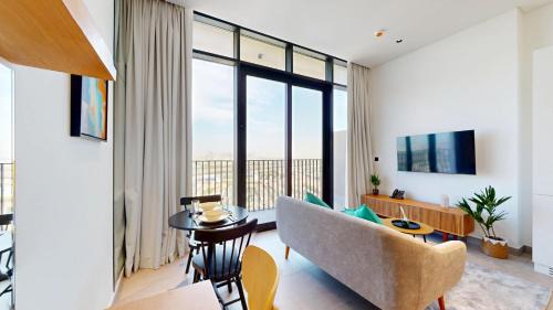 Skyline Views - Sunset One bed