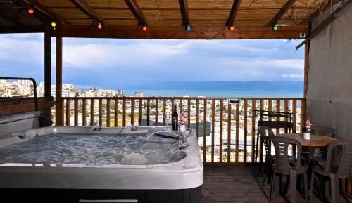 Three-Bedroom Apartment with Balcony