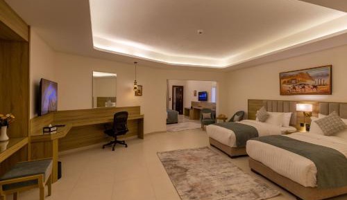 Quadruple Room with Terrace