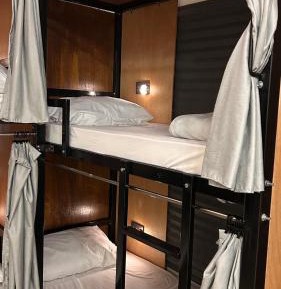 6-Bed Mixed Dormitory Room