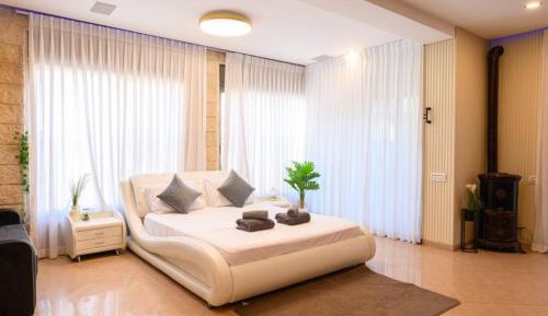 Suite with Spa Bath