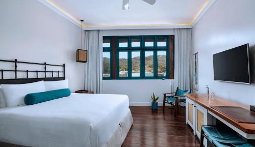 Standard King Room