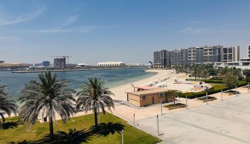 One-Bedroom Apartment - Sea Side