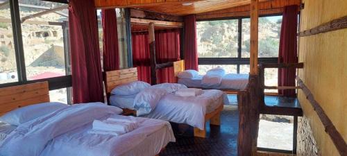 Mixed Dormitory Room