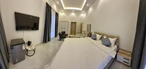 Deluxe Double or Twin Room with Sea View