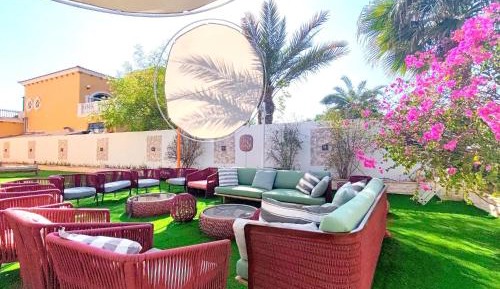 Villa with Garden View