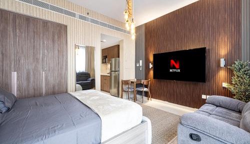 Studio Apartment