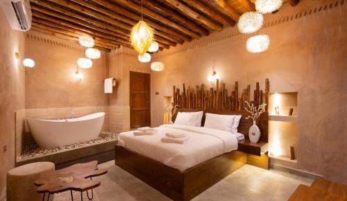 Deluxe Queen Room