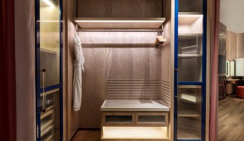 Deluxe Twin Room with Sea View and Balcony