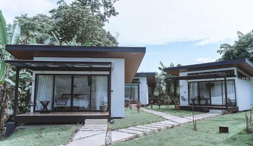Deluxe Bungalow