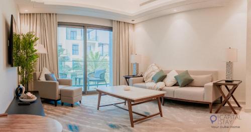 Apartment with View and Balcony